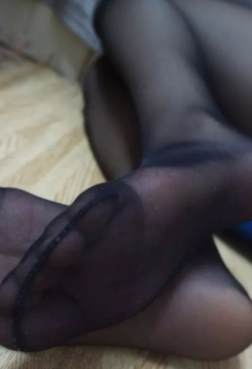 黒丝让美足更加朦胧欣赏6P[<font color=red>6P</font>]