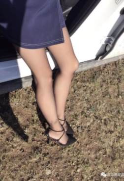 车上来一场邂逅丝妹6P[<font color=red>6P</font>]