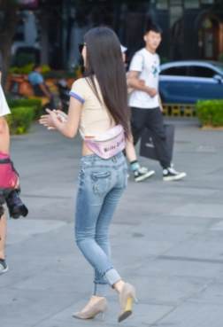 高跟鞋时尚搭配