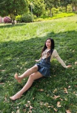 姐姐大长腿[<font color=red>5P</font>]