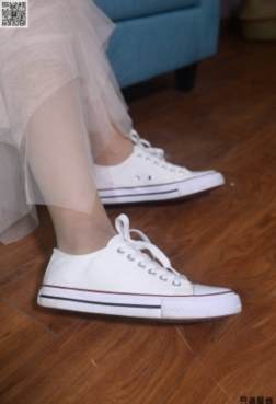 只糖原创 - 可爱的棉袜包裹着薄丝二[<font color=red>84P</font>]