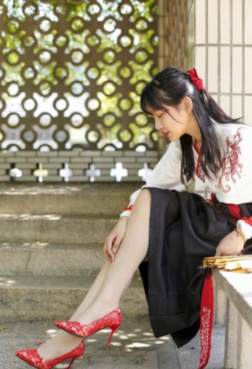 奈丝 - 记忆，是散落一地的夏花[<font color=red>37P</font>]