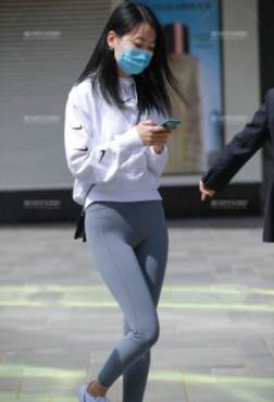 高跟鞋穿搭更显气质