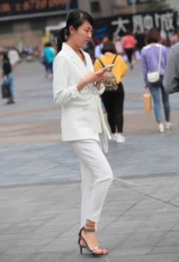 高跟鞋简约腿长