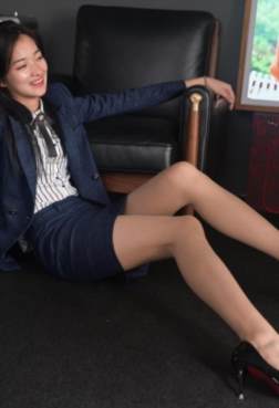 彰显出美女的优雅气质[<font color=red>26P</font>]