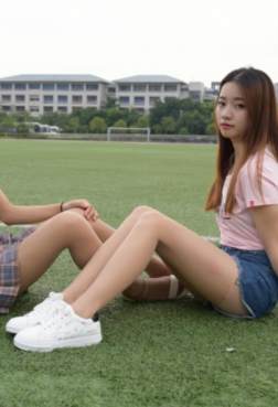 优雅漂亮的女生[<font color=red>101P</font>]