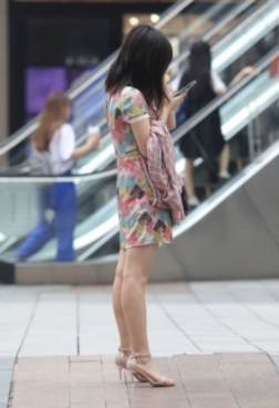 小裙装就是利索[<font color=red>8P</font>]