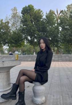 带给美女曼妙的好身姿[<font color=red>10P</font>]