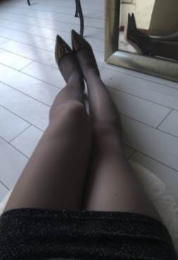 自家镜子前怎么才能拍的更美丫[<font color=red>6P</font>]