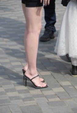 1米7大长腿，你可喜欢？[<font color=red>15P</font>]