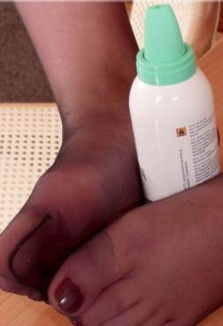 怎么看怎么美的丝袜美足秀[<font color=red>7P</font>]