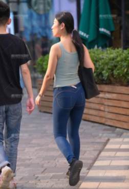 让美女显得甜美又腿长