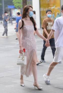 轻松穿出穿出柔美与优雅[<font color=red>7P</font>]