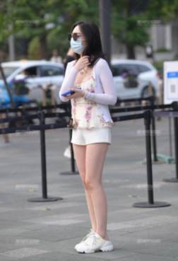 高跟鞋腿长漂亮[<font color=red>6P</font>]