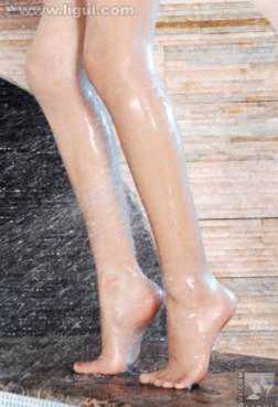 让水花浸透了双丝的感觉...13P[<font color=red>13P</font>]