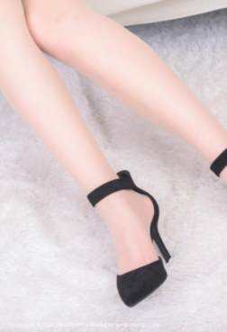 高跟鞋穿搭吊带裙[<font color=red>65P</font>]