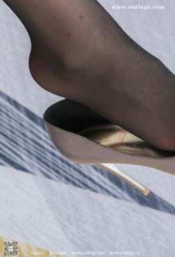 高跟鞋漂亮穿搭[<font color=red>65P</font>]