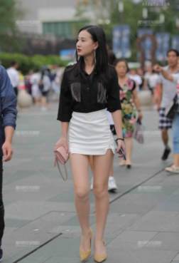 这个妹子有没有丝你自己看哦[<font color=red>16P</font>]