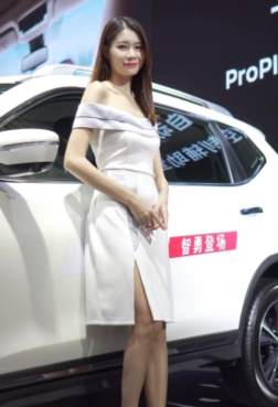 美女爱穿高跟鞋[<font color=red>74P</font>]