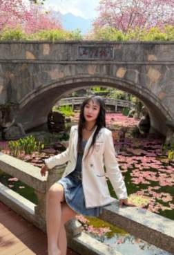 丝袜永远最好看[<font color=red>5P</font>]