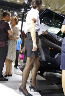 终于来了一个可爱的[<font color=red>14P</font>]