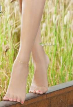 [Ligui丽柜]-乡间的小路，只有你和她[<font color=red>54P</font>]