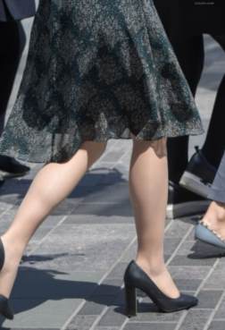 略粗的鞋跟 是不是走路可以更稳？[<font color=red>21P</font>]