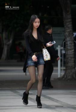 看见帅哥笑的这么开心[<font color=red>16P</font>]