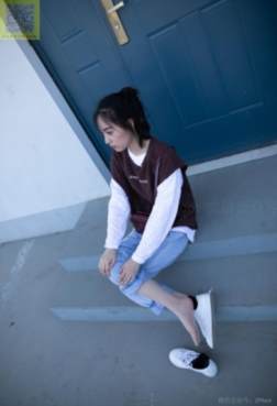 ZPfoot - 一双小白鞋 两双美袜袜[<font color=red>55P</font>]