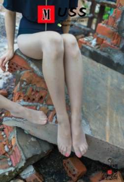 夏天的搭配[<font color=red>65P</font>]