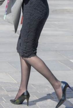 丝袜 身材 美腿 高跟 都很有女人味[<font color=red>20P</font>]