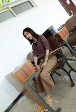 看看这里[<font color=red>4P</font>]