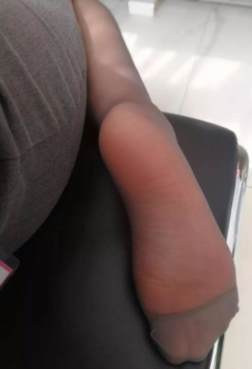 有韵味的丝袜MM近距离特写[<font color=red>6P</font>]