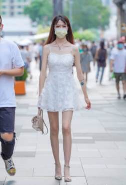 大长腿的小姐姐[<font color=red>6P</font>]