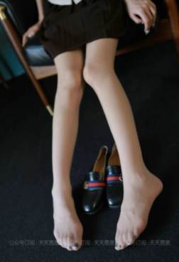 天天意愿 - 时尚的脚步[<font color=red>73P</font>]