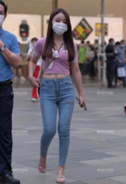 在等谁的长腿细跟M？