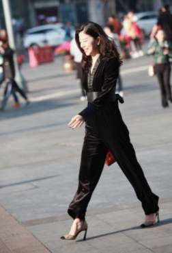 也能带着时尚的气息