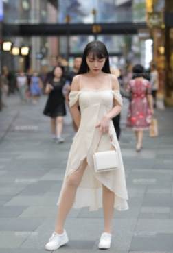 一个感觉，整洁，看着舒服的女子在此[<font color=red>25P</font>]