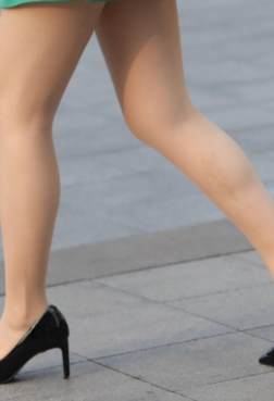 咋感觉走路都能带风呢[<font color=red>11P</font>]