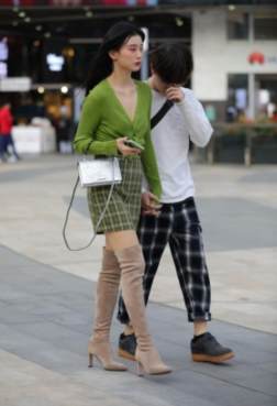 高跟鞋轻松为你打造[<font color=red>7P</font>]