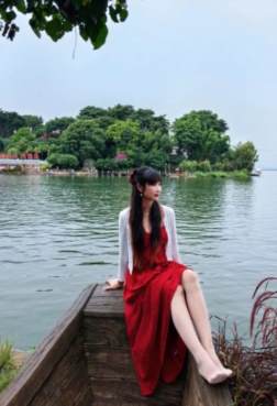 温柔贤淑的小姐姐[<font color=red>5P</font>]