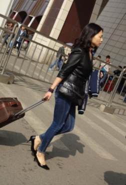 走出魅力新时尚[<font color=red>11P</font>]