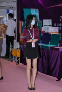 一个热情服务的小姐姐在这里[<font color=red>12P</font>]