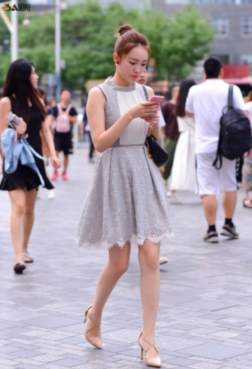 高冷范高贵[<font color=red>6P</font>]