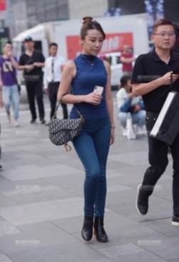 显得时尚又年轻