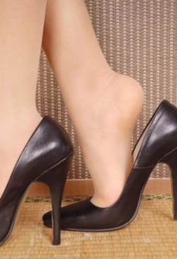 溺爱欲脱还穿的高丝，你本该如此出众...13P[<font color=red>13P</font>]