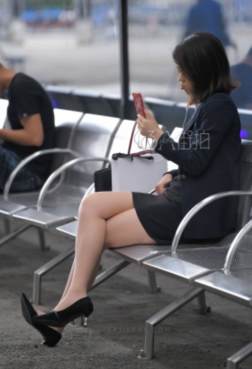 就是这种干净利索整洁养眼的制服小姐姐[<font color=red>17P</font>]