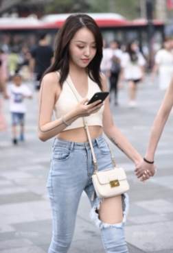 高跟鞋遇上裙装