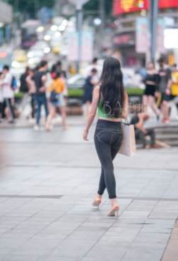 高跟鞋穿搭出街