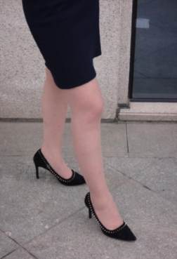 还是昔日惬意的午后吗？[<font color=red>5P</font>]